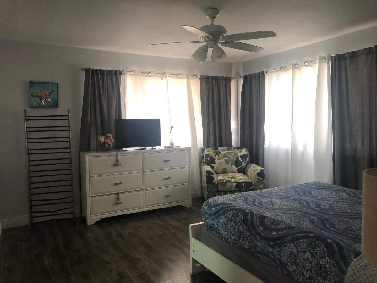 Hollywood Beachfront House מראה חיצוני תמונה